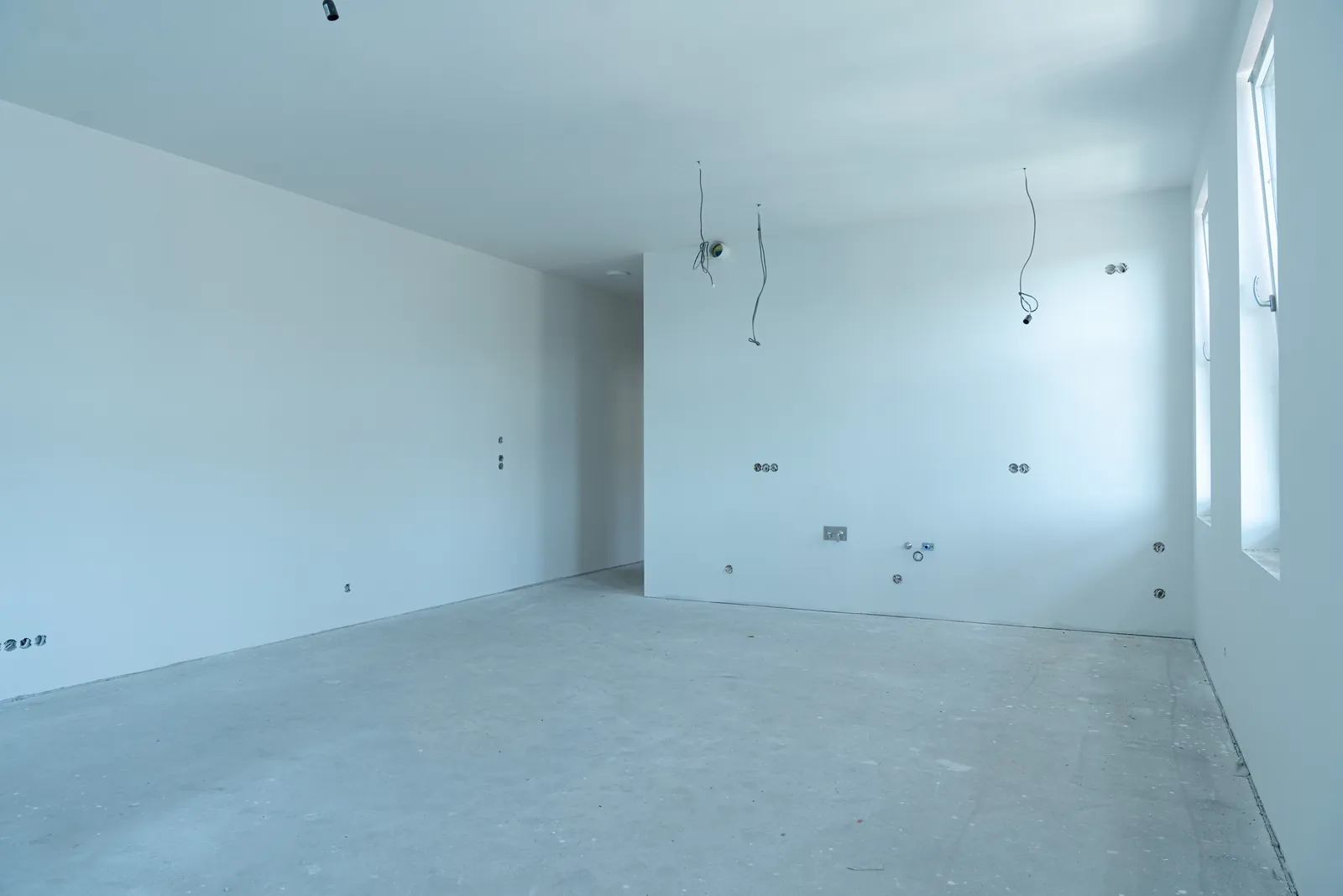 Apartment 08 – living room from the hallway
